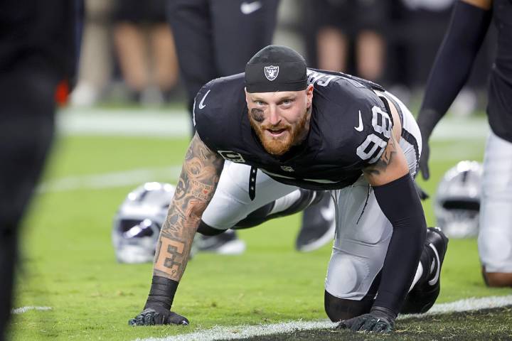 Raiders hosting Bears looking to break two