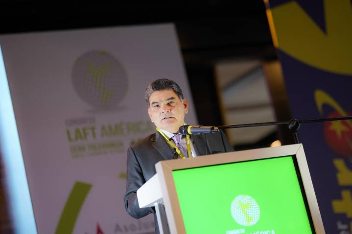 “El bombardeo digital y la desinformación son las dos grandes amenazas que enfrenta el proceso electoral en Colombia”: Procurador General