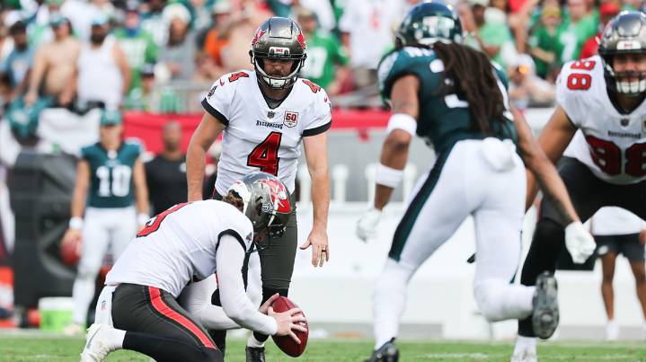 Buccaneers K Chase McLaughlin’s historic 65-yard kick the silver lining from awful half vs. Eagles