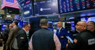 Efecto Bessent: se derrumba el riesgo país argentino y BCRA aprovecha para bajar la tasa