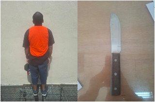 Hombre arrestado por portar cuchillo de 30 cm en la vía pública