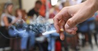 La hostelería de Málaga, contra la prohibición de fumar en terrazas: "Es desproporcionado y confundirá a los turistas"