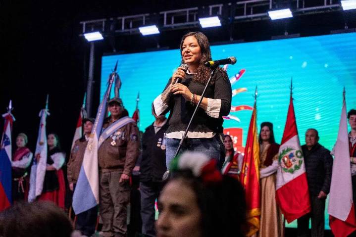La Municipalidad de Ushuaia y ACEDU llevaron adelante la primera jornada de la “Fiesta de las Colectividades”