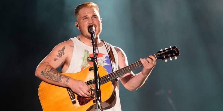 What you need to know if you’re going to the Zach Bryan concert at Notre Dame