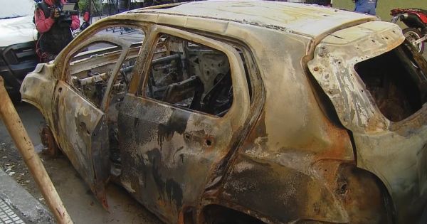 Triple crimen en Florencio Varela: el detalle que encontraron en la camioneta incinerada