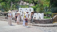 Turistas no abandonan Mazatlán pese a que ya finalizó la temporada vacacional