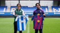 Una foto histórica para el primer derbi femenino entre el Barça y el Espanyol de la temporada