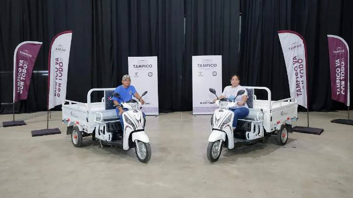 ¡Jubilan a los caballos! En Tampico los cambian por motos de carga para carretoneros