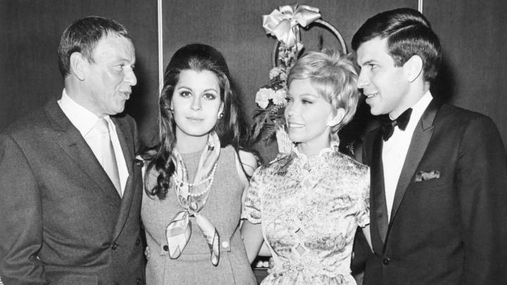 Se subasta la carta que Frank Sinatra escribió al capellán de la prisión donde estuvieron los secuestradores de su hijo