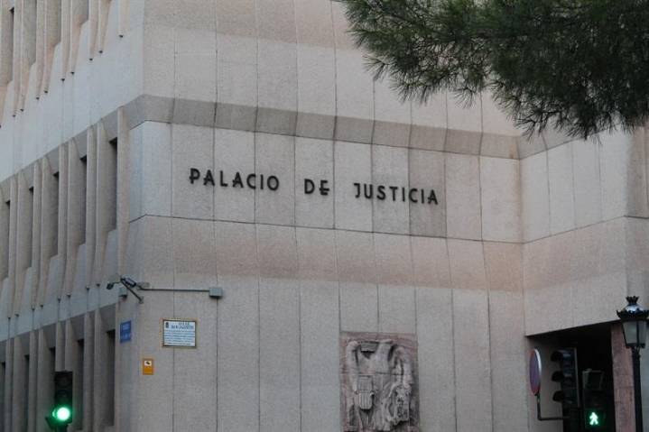 El jurado del juicio por homicidio en Las Seiscientas de Albacete está aislado para tomar una decisión