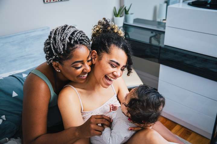 Dear Annie: My sister kicked me to the  curb once her baby arrived