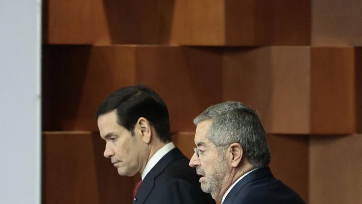 Rubio amenaza en México con más ataques militares de EEUU contra el narco