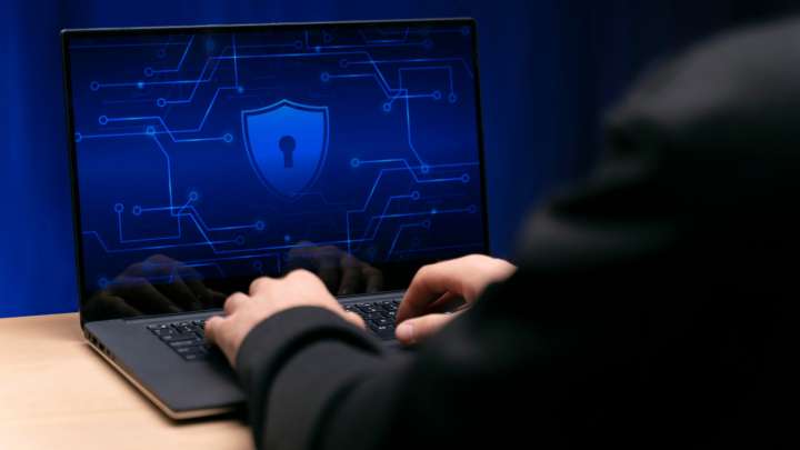 Condusef Alerta por Suplantación de Identidad de 16 Instituciones Financieras en México