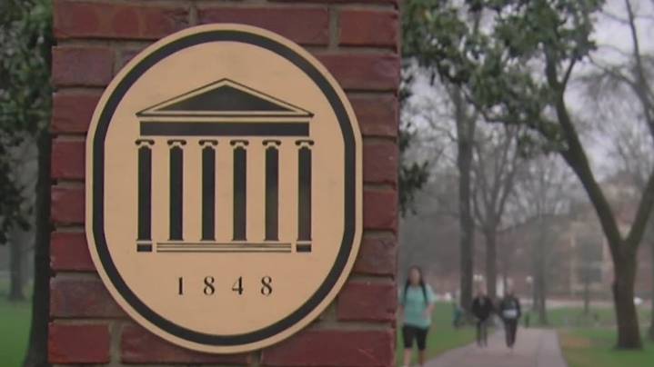 Two injured after plane leaving University of Mississippi airport crashes