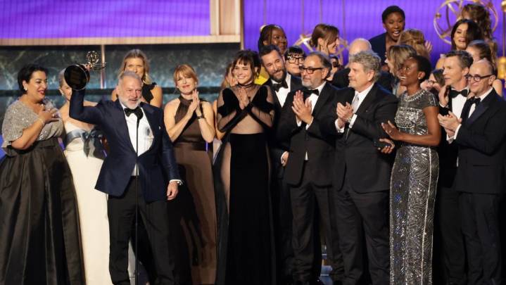 'The Pitt' Thanks Healthcare Workers After 2025 Emmys Win