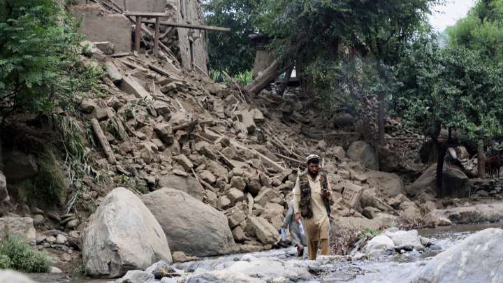 More than 800 dead and at least 2,800 injured in Afghanistan following magnitude 6 earthquake