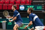 Rumbo al Final 8. El dobles de Argentina, con Zeballos y Molteni, busca cerrar la serie de Copa Davis ante Países Bajos