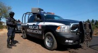 Registran hechos violentos y quema de autos en 3 municipios de Michoacán