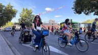 Enma López exige a Almeida una red de carriles bici seguros y le acusa de romper el consenso ciclista de Madrid