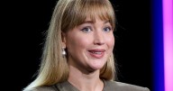 'Summer I Turned Pretty': Jennifer Lawrence Is Team Jeremiah