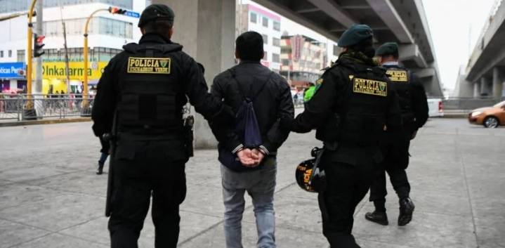 Oficializan ley de criminalidad sistemática: Cadena perpetua por secuestro, extorsión y sicariato