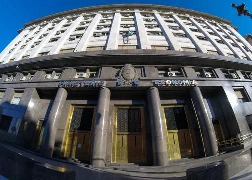 Por la recesión se frena el envío de fondos a provincias