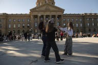 Voting on tentative deal ends for Alberta teachers a week before strike deadline