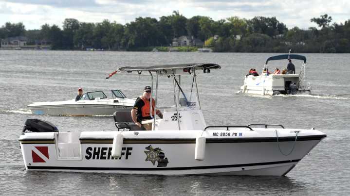 West Bloomfield man, 62, dies after apparent drowning in Pleasant Lake