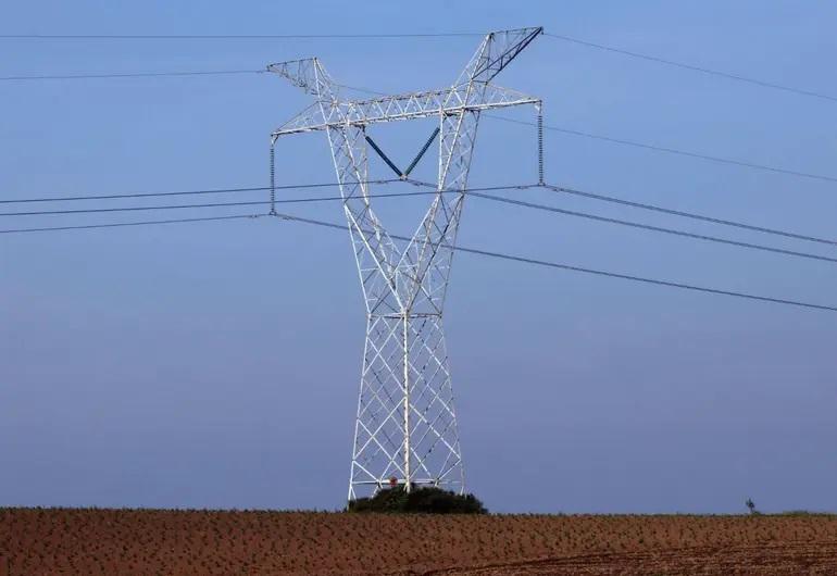 Más de 2.2 millones afectados por apagón en el sureste