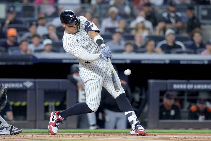 Deadspin | Aaron Judge ties Joe DiMaggio with two HRs Thursday