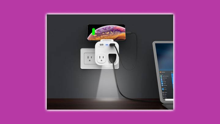 Fall tech deal, 3-in-1 charger and nightlight under $25