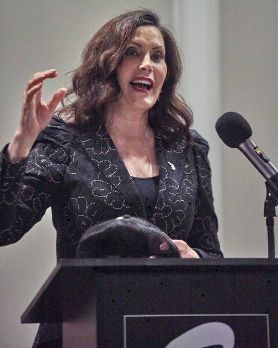 Gov. Gretchen Whitmer urges lawmakers to resolve budget standoff before deadline