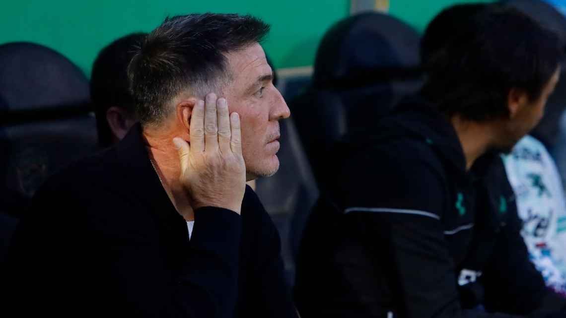 Eduardo Berizzo renunció como DT de León