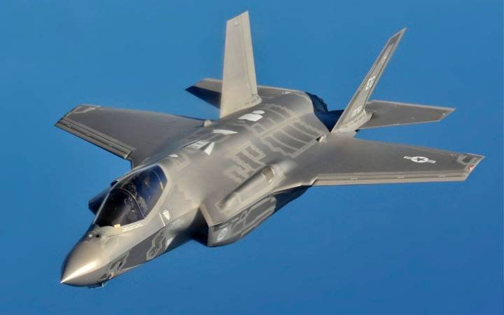 EE.UU. despliega 10 aviones militares en Puerto Rico para combatir cárteles