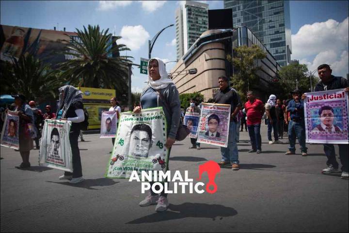 "No nos vamos a dejar hasta saber dónde están": padres de los 43 de Ayotzinapa a 11 años del caso