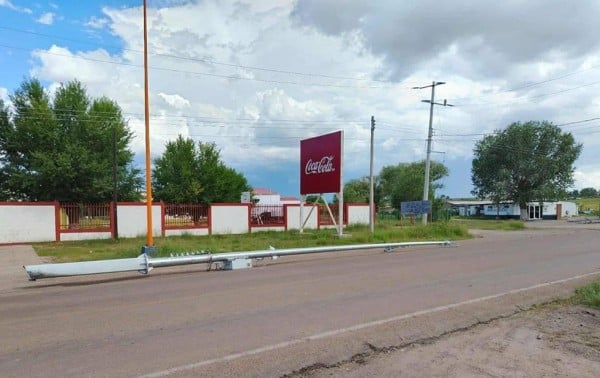 - Policías y el tumbαdero de arcos Centinela