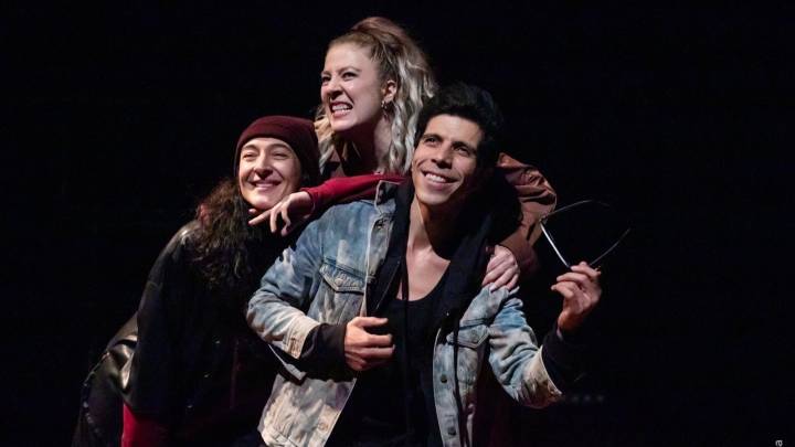 «El triángulo de los Bermúdez» llega al Teatro Libre con una poderosa reflexión sobre violencia de género