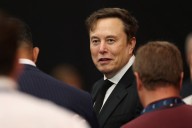 Elon Musk's Grok AI Inks Deal With Trump Admin to Integrate With Government