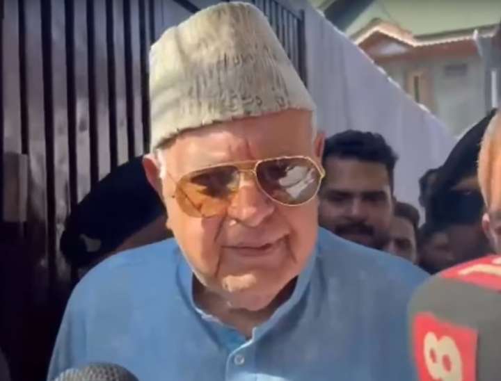 Will continue to work for people: Farooq