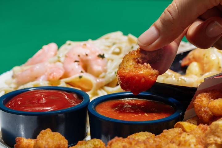 Red Lobster Offers New Shrimp Deal 1 Year After Emerging from Bankruptcy