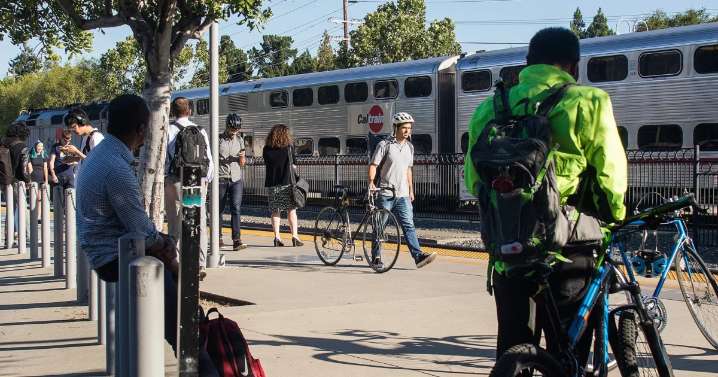 Palo Alto looks to add tunnels across tracks for cyclists, pedestrians
