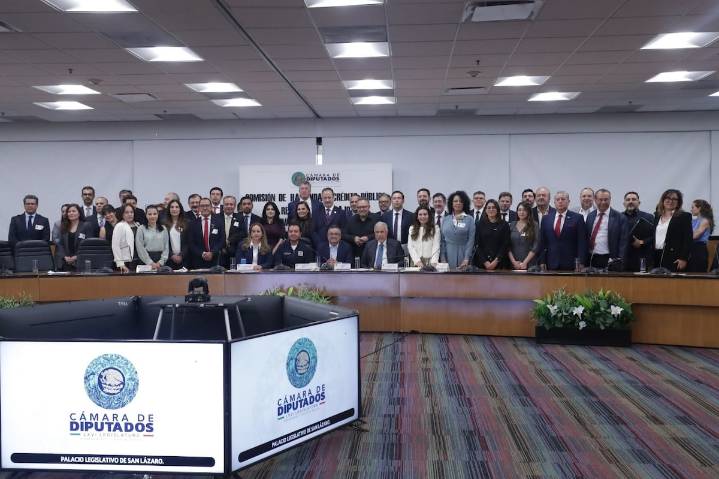 Agentes aduanales advierten riesgos por reforma que los pone en fiscalización punitiva; pegará a insumos médicos y fertilizantes