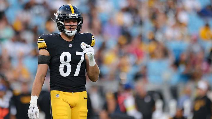 Steelers release receiver, tight end after Week 2