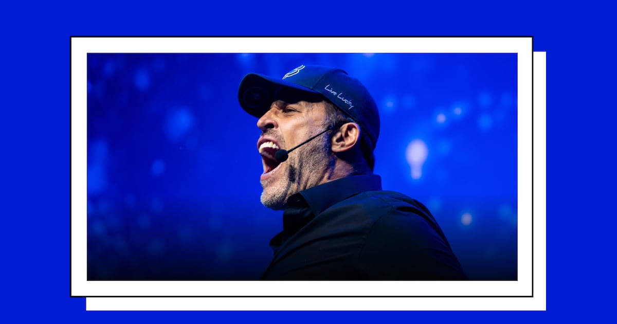 Upgrade Your Life With Tony Robbins’ Unleash the Power Within Event