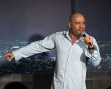 Right-wing media praises Rogan, but he’s just talking science