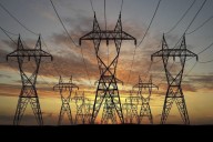 Perú impulsa obras de transmisión eléctrica en Arequipa, Lima, Apurímac y Puno