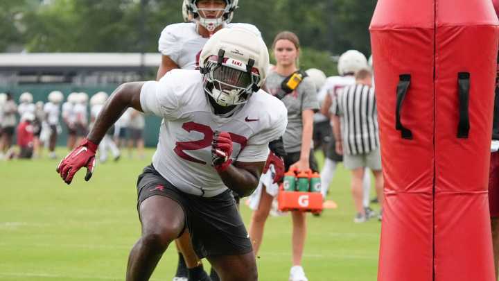 Alabama football LB Jah-Marien Latham out for year with neck injury