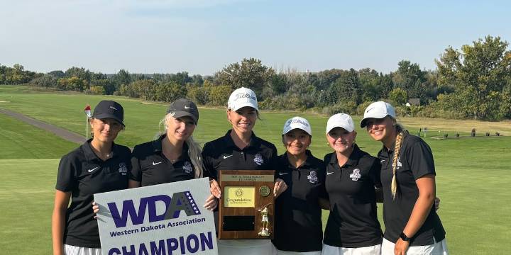 Mandan girls and St. Mary’s senior Lola Huber win WDA golf title