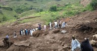 Sudanese authorities bury hundreds of victims of Darfur landslide