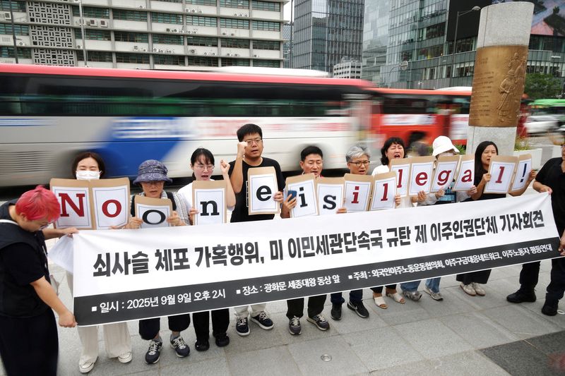 Workers say Korea Inc was warned about questionable U.S. visas before Hyundai raid
